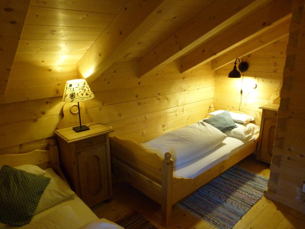 Knusperhaeusl Villa Uttendorf Room photo